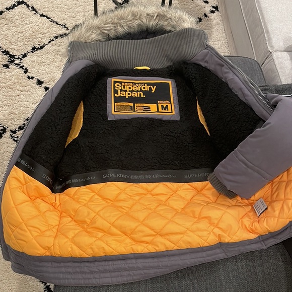 Superdry winter jacket - Picture 3 of 3